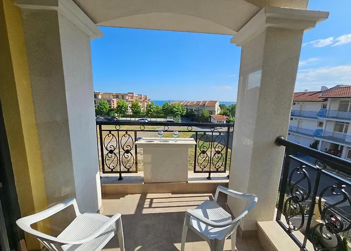 Sea View Apartment, Morsky Bryag 公寓